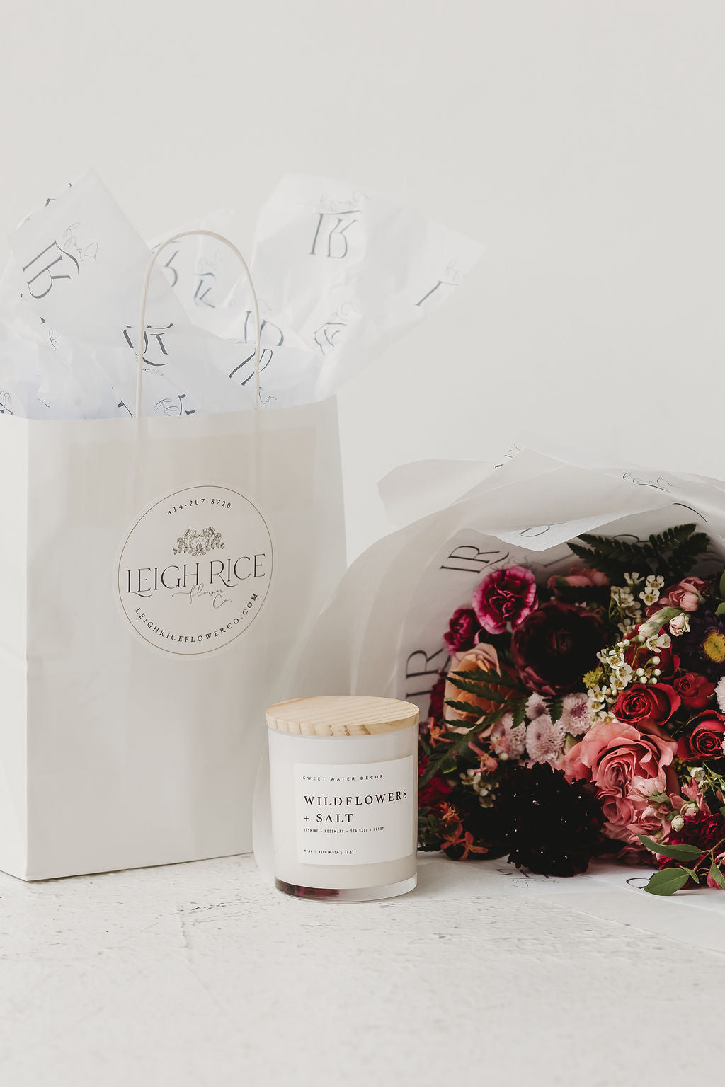 Bouquet & Candle | Gift Set