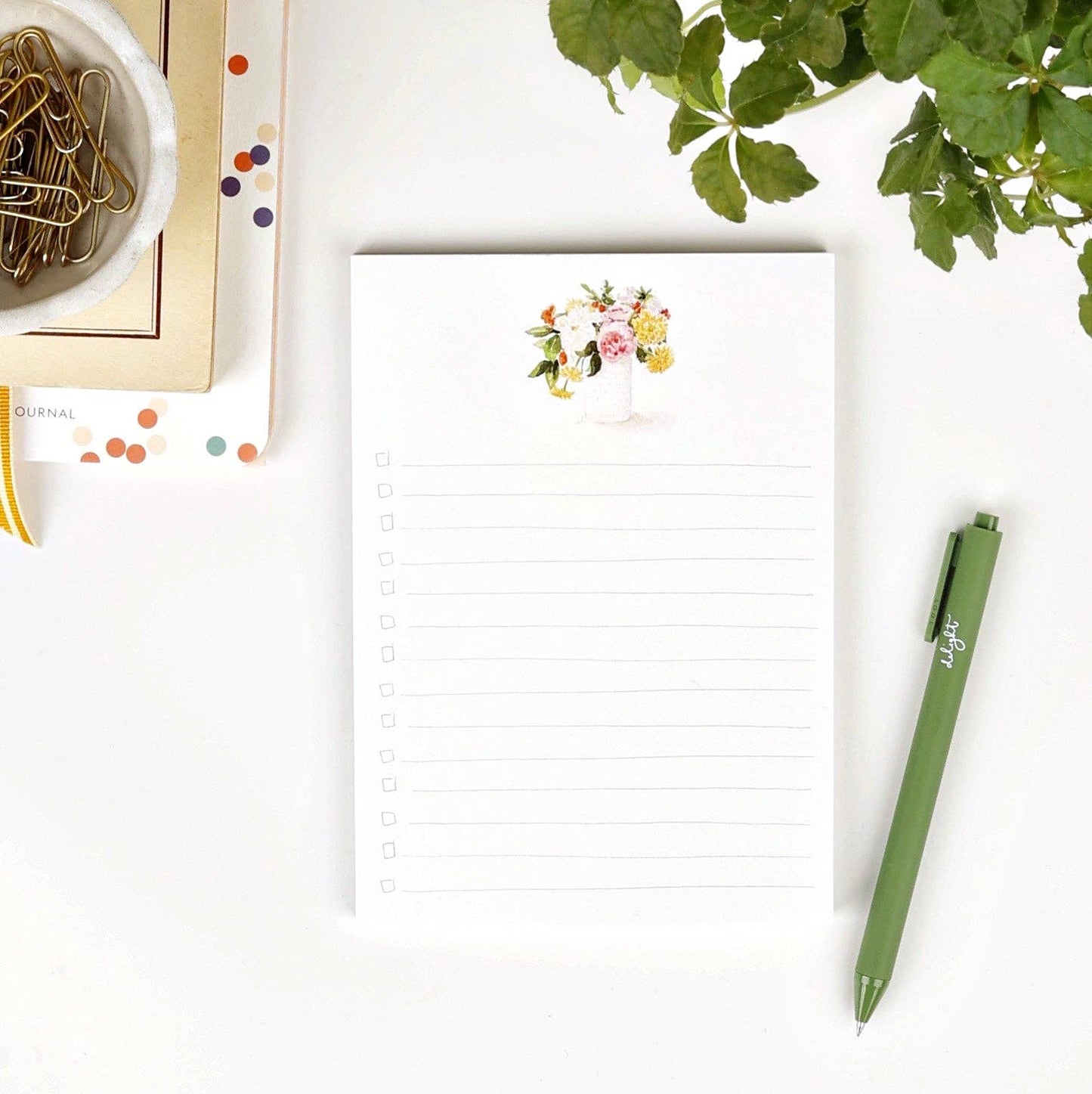 Checklist notepad: Hydrangea bouquet