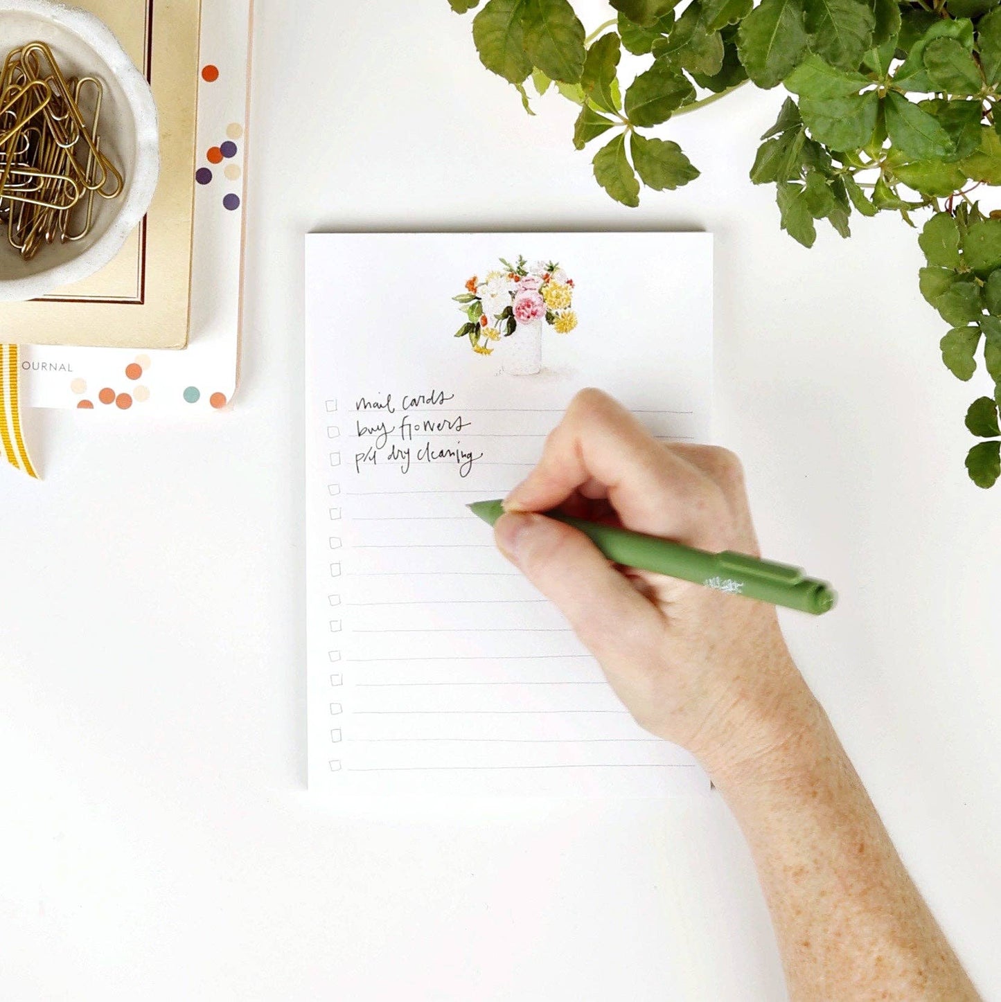 Checklist notepad: Hydrangea bouquet